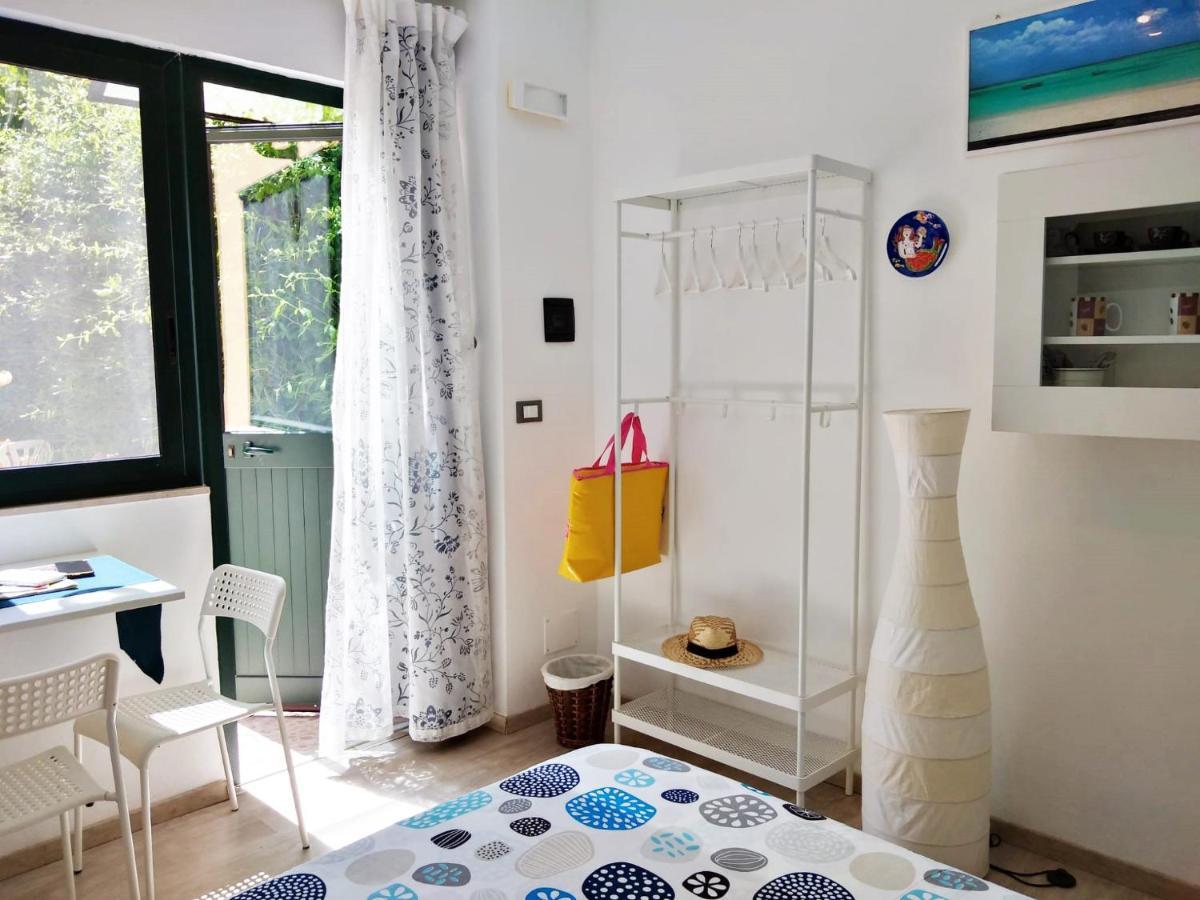 Il Giardino Di Laura Private Rooms Mondello Extérieur photo